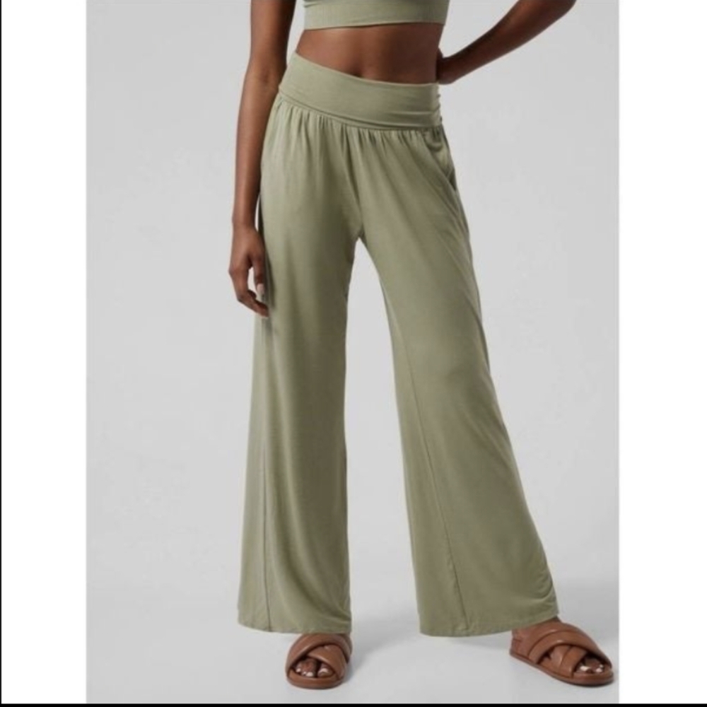 Athleta wide leg studio pant 1x